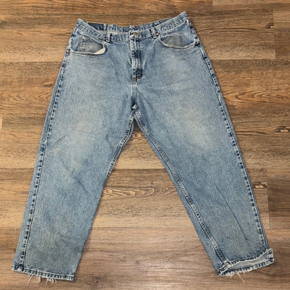 Wrangler men’s  size 38x30 Blue Denim Jeans